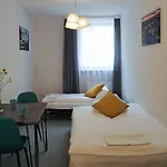 Appartement Z Aneksami Orla 6 *